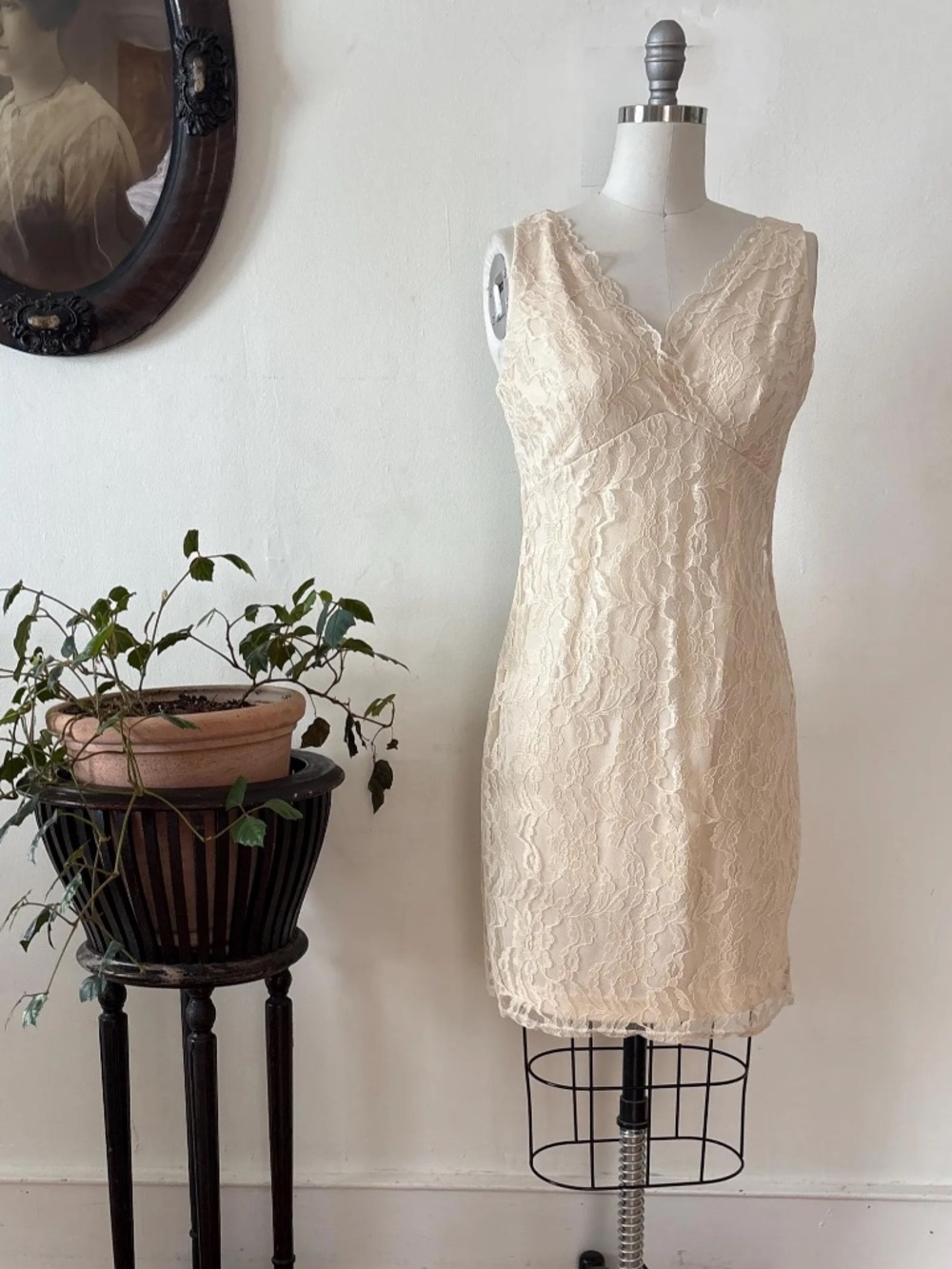 1990’s Cream Lace Jessica Howard Dress